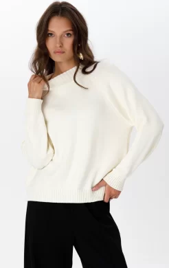 Джемпер женский (цвет: молочный)