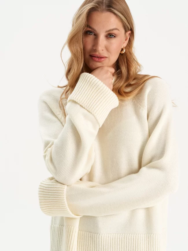 Джемпер женский (цвет: молочный) фото 8