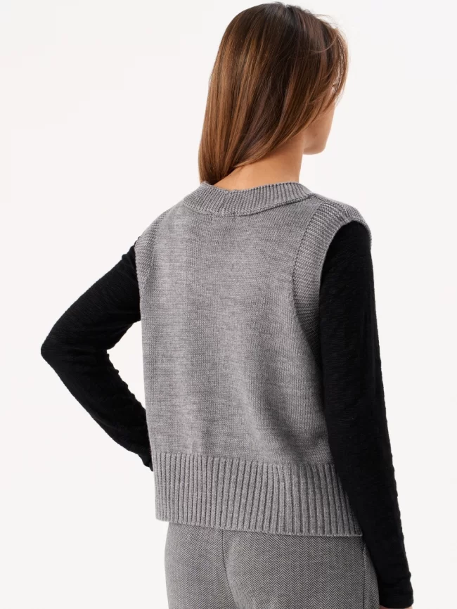 Жилет женский (цвет: серый) фото 2