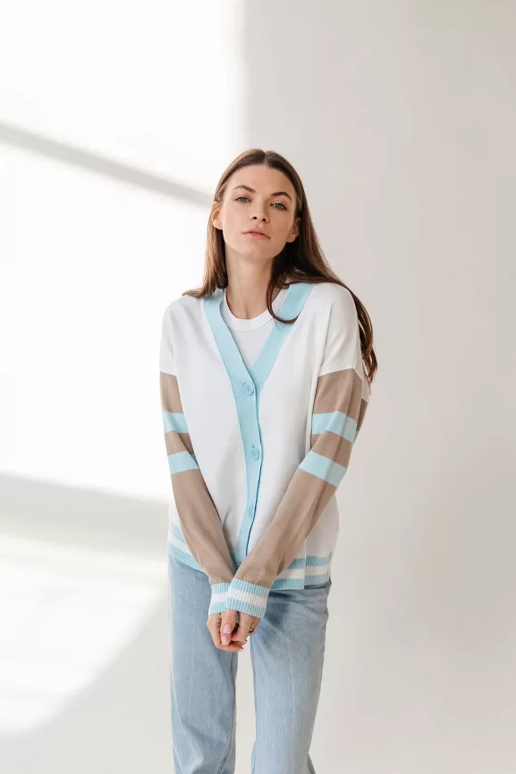 Жакет женский (цвет: белый, бежевый, бледно-голубой) фото 3