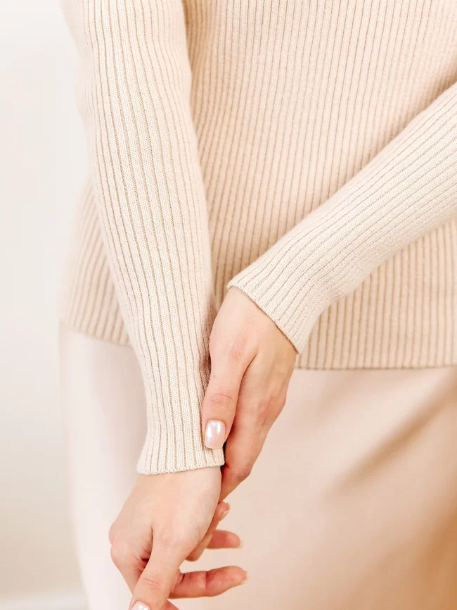 Джемпер женский (цвет: крем-брюле) фото 4