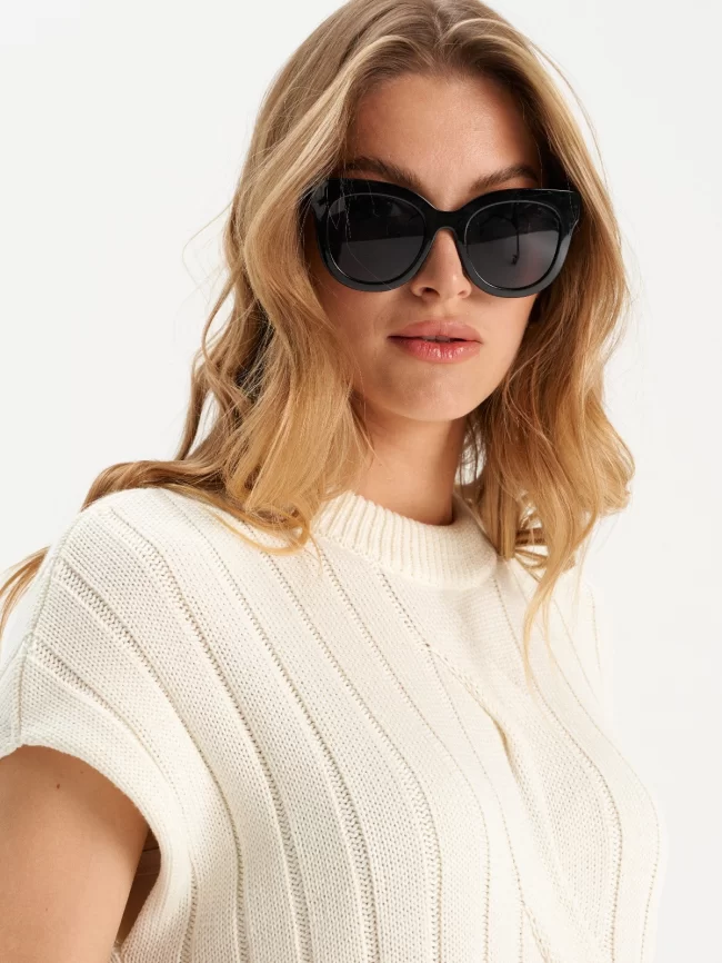 Жилет женский (цвет: молочный) фото 5