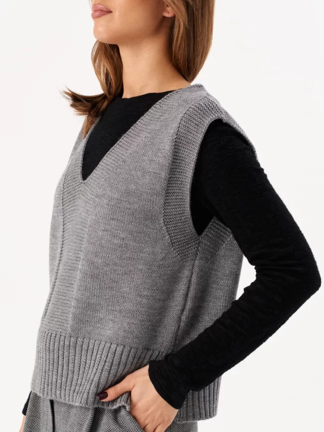 Жилет женский (цвет: серый) фото 4