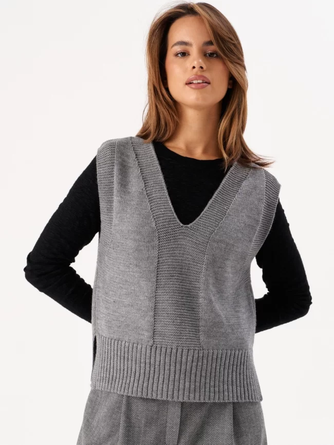 Жилет женский (цвет: серый) фото 1